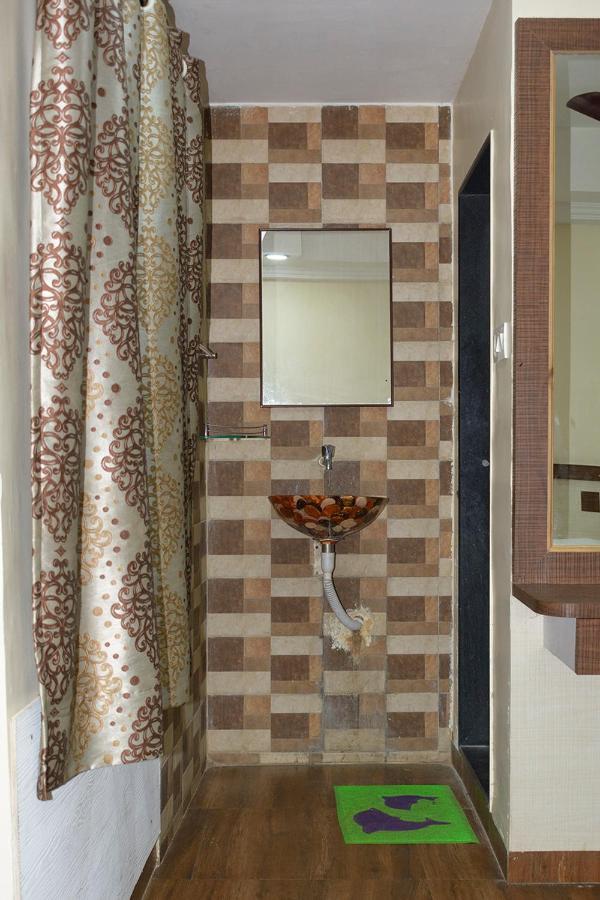 Hotel Mukesh Residency